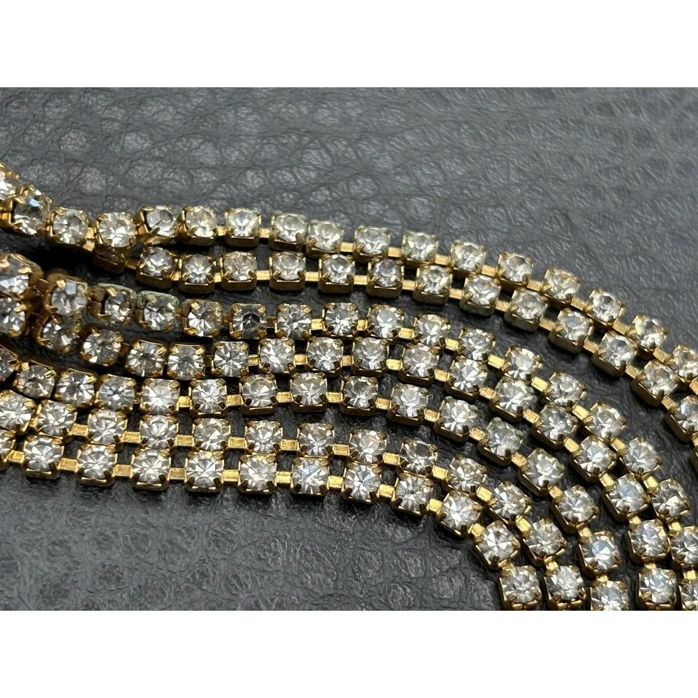 Vintage Rhinestone 4.5